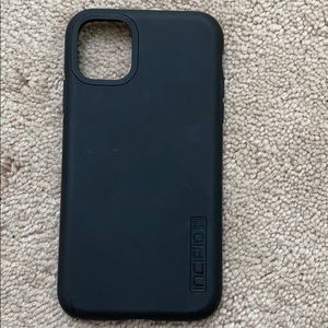 INCIPIO iPhone 7 2 Piece Black Case